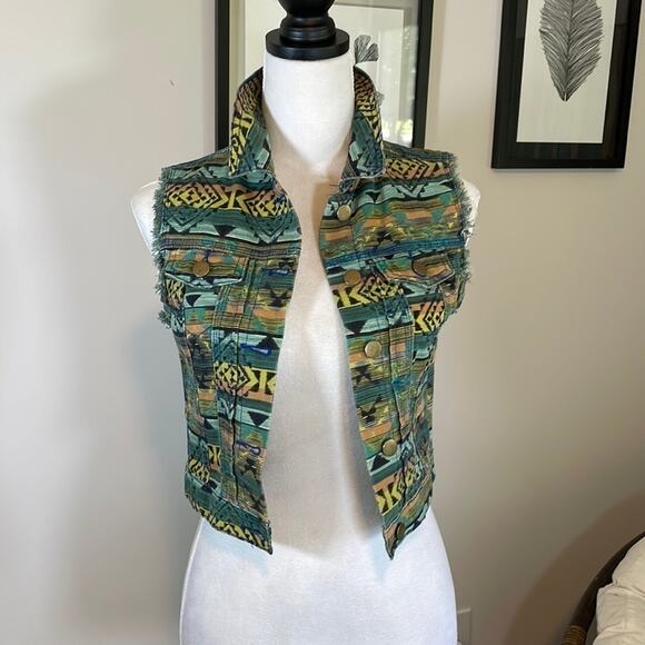 Vintage Daytrip aztec retro vest - Picture 1 of 8